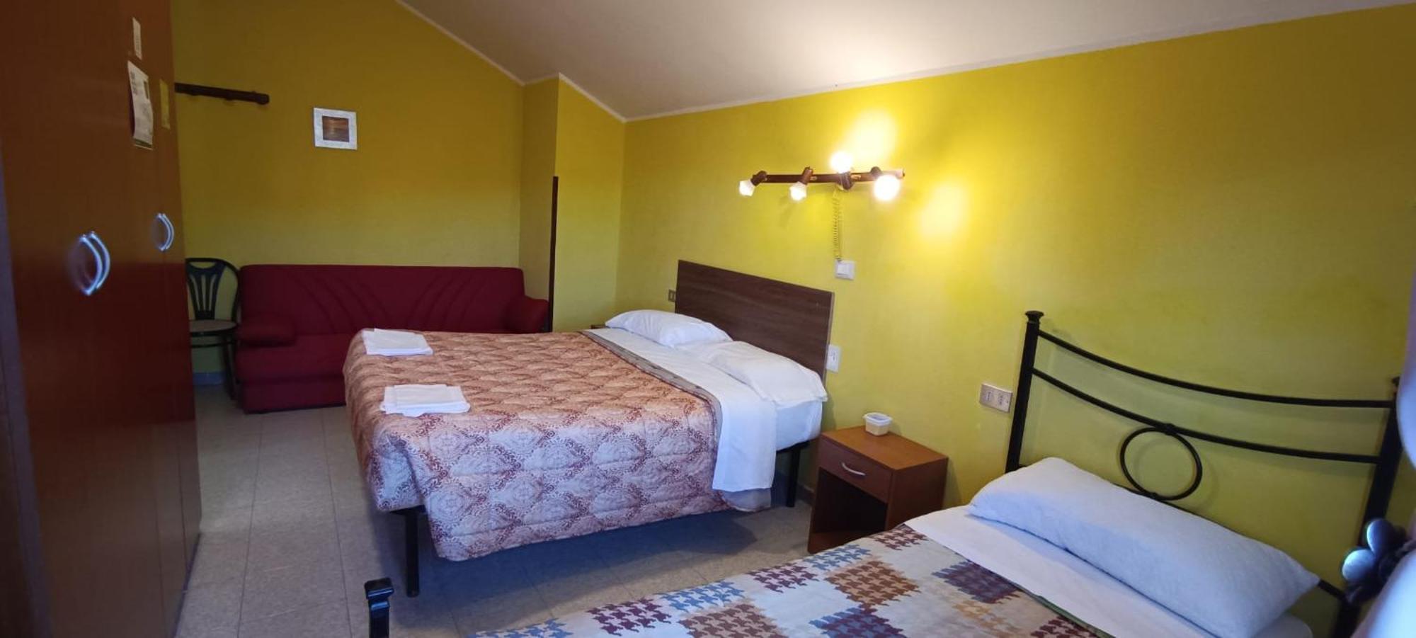 Complesso Turistico Aurora - Camere B&B Poggio Picenze Экстерьер фото