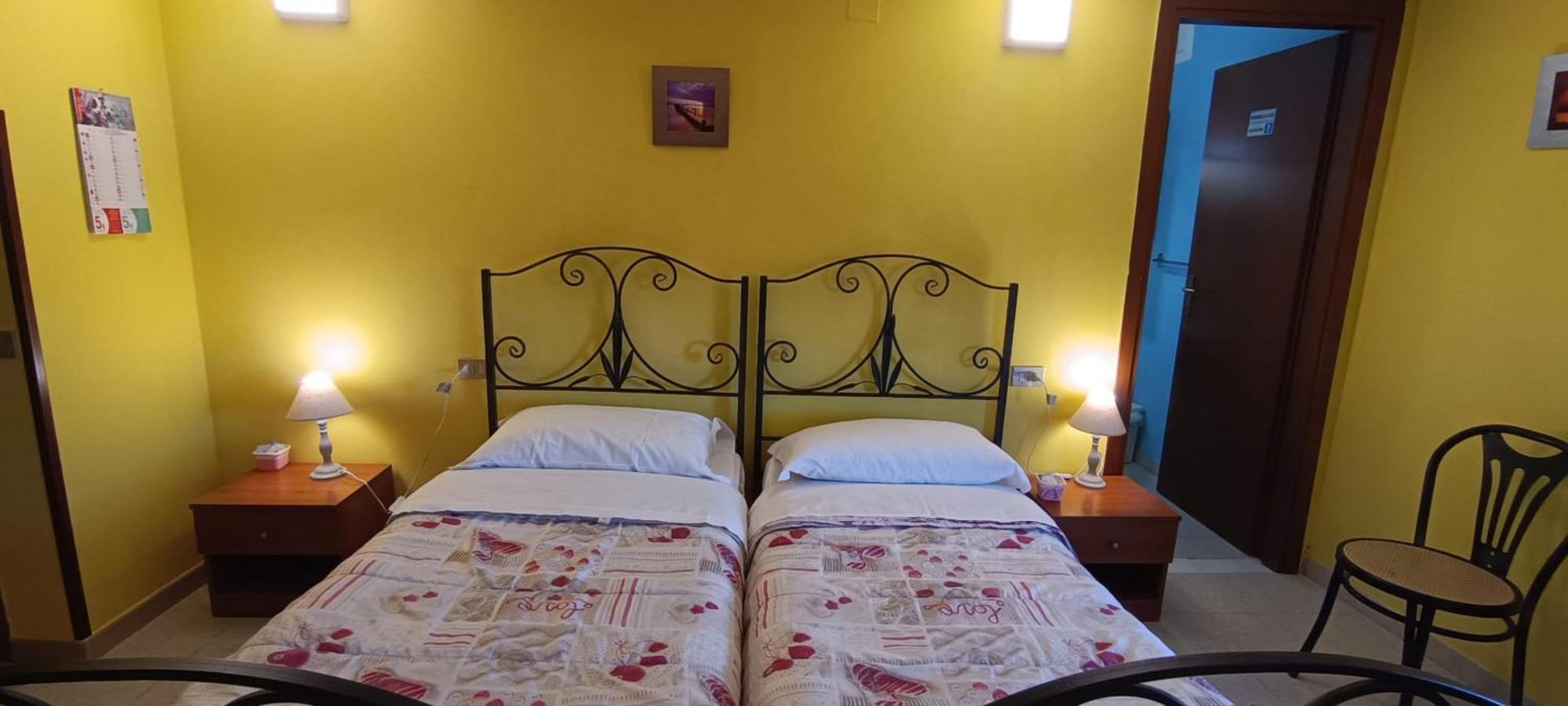 Complesso Turistico Aurora - Camere B&B Poggio Picenze Экстерьер фото