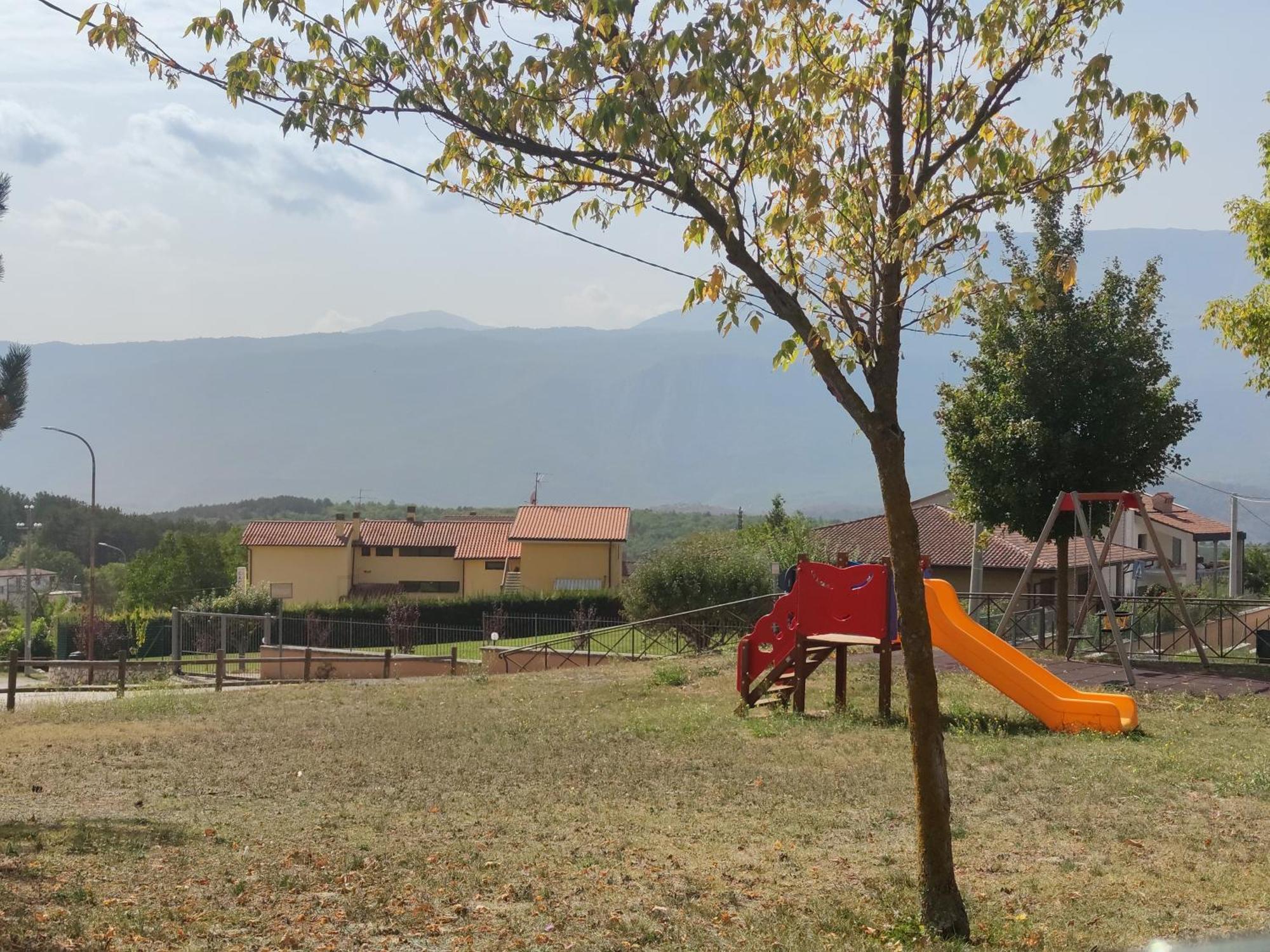 Complesso Turistico Aurora - Camere B&B Poggio Picenze Экстерьер фото